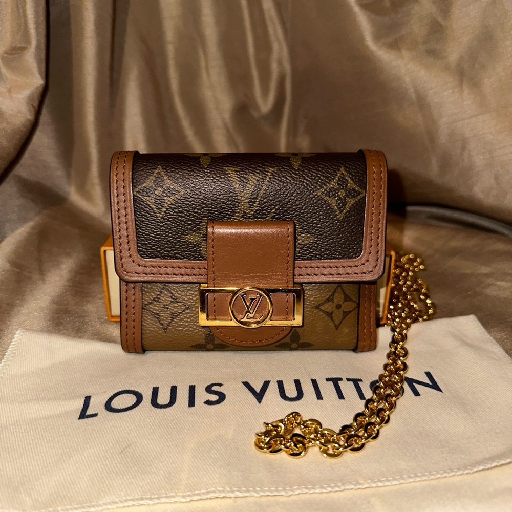 Louis Vuitton Dauphine compact wallet